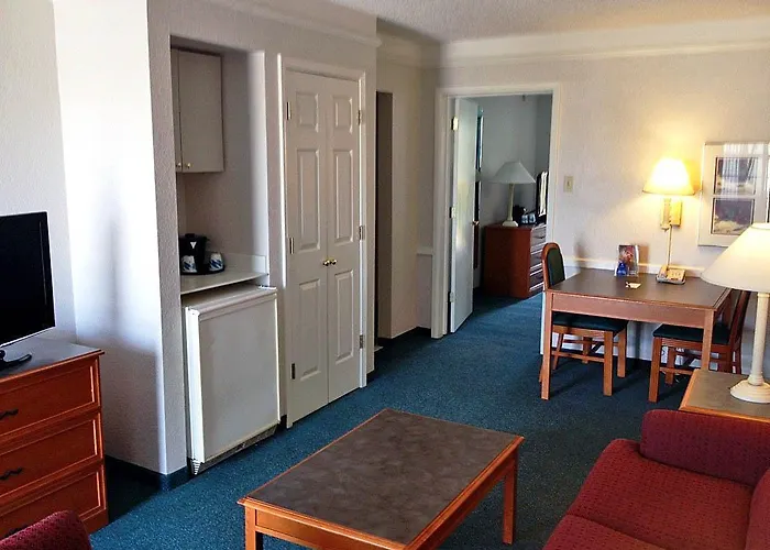 Baymont By Wyndham Broken Arrow Motel Tulsa