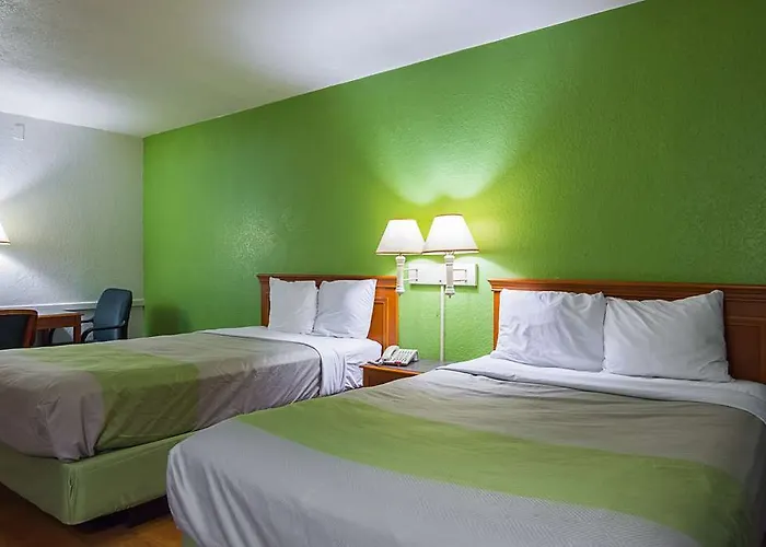 Motel Baymont By Wyndham Broken Arrow