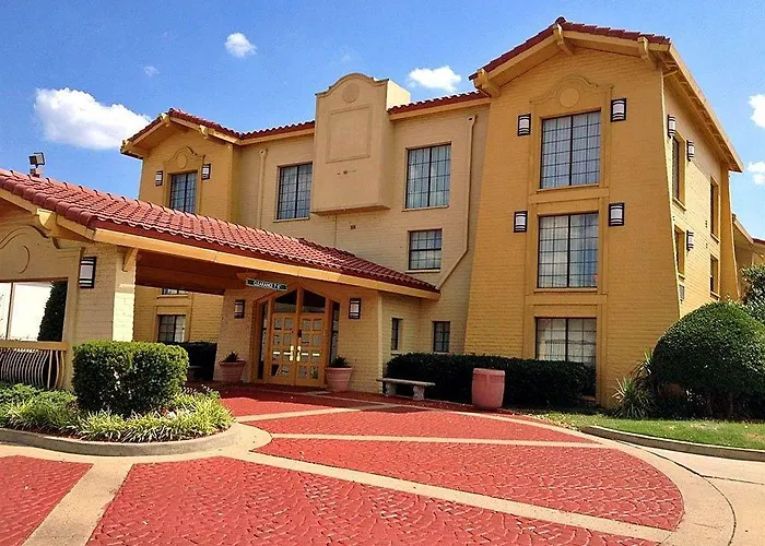 Baymont By Wyndham Broken Arrow Tulsa